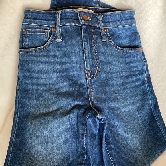 Madewell Curvy High Rise Skinny - Picture 7 of 8